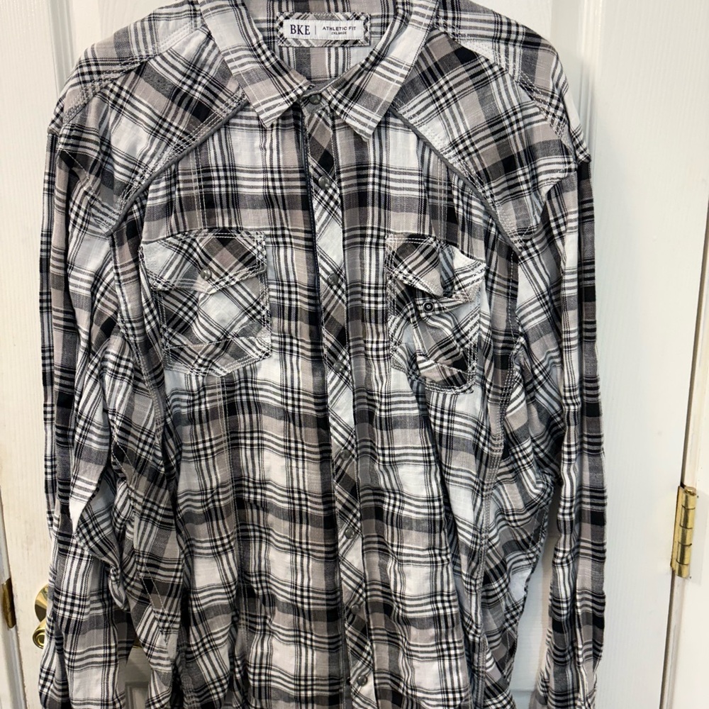 BKE Black and White Casual Button Down Shirt